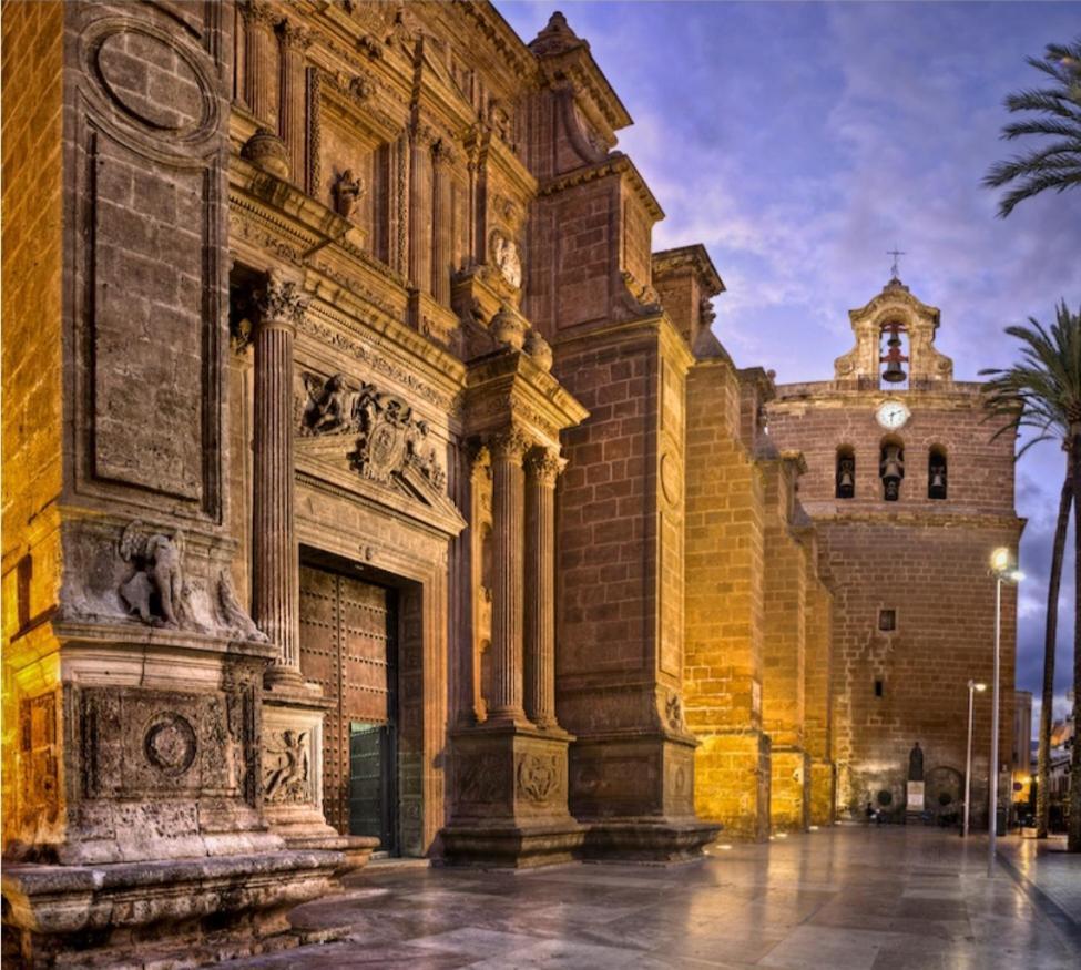 Piso Museo Del Realismo - Catedral - Alcazaba Con Parking Gratis - Super Wifi Daire Almería Dış mekan fotoğraf
